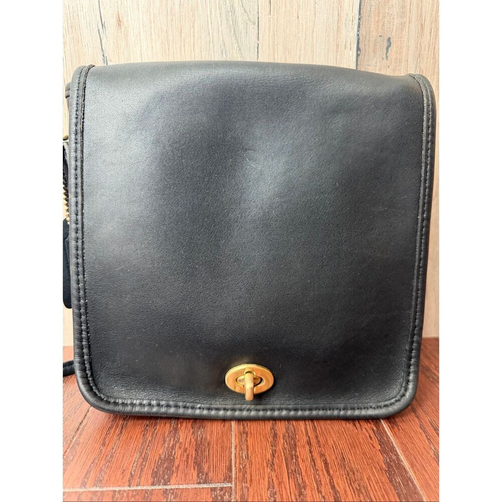 Vintage Coach Companion Purse - Picture 2 of 12